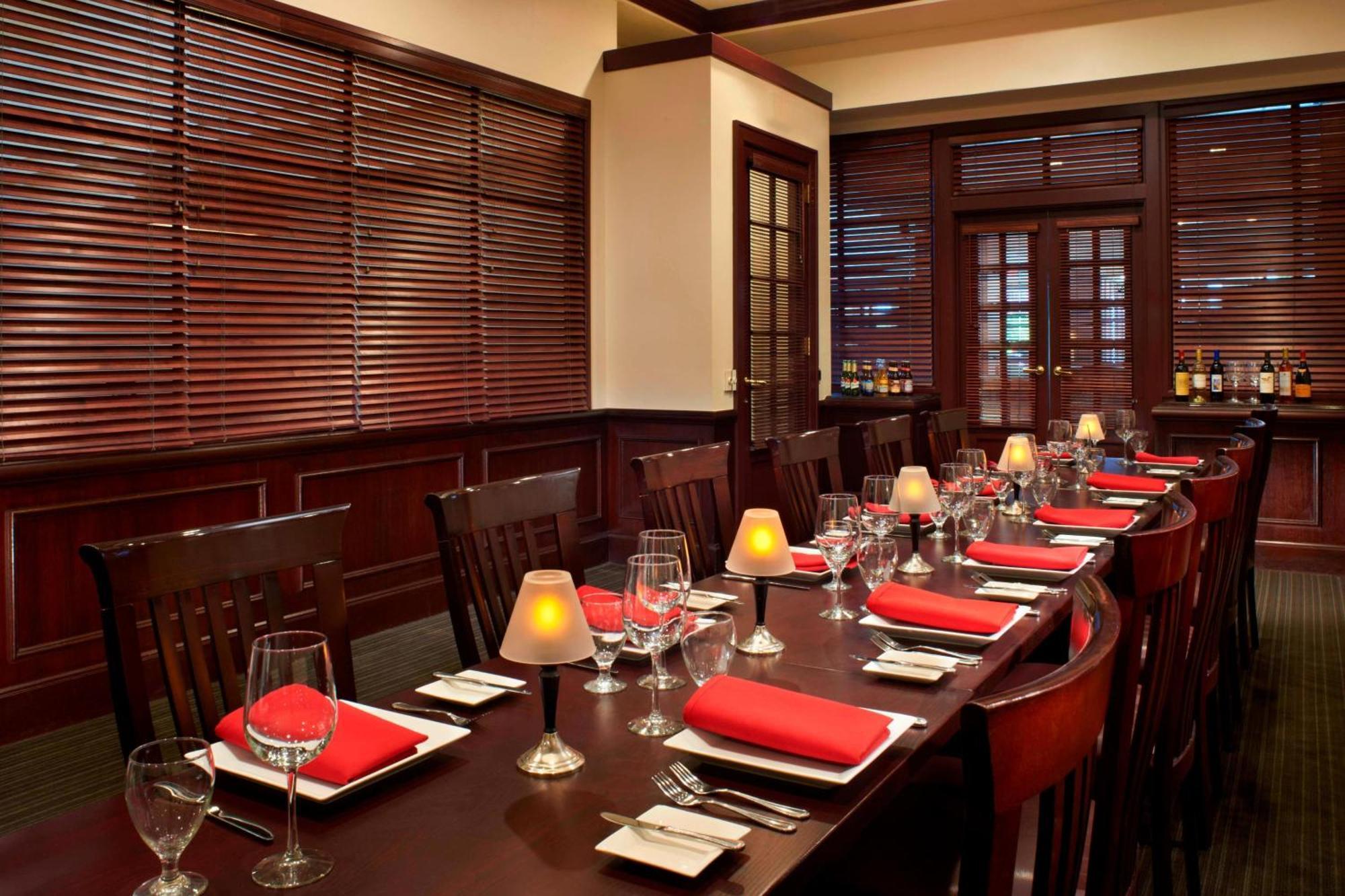 Hotel Detroit Marriott Troy Restauracja zdjęcie